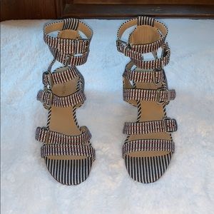 Stripped buckle sandals